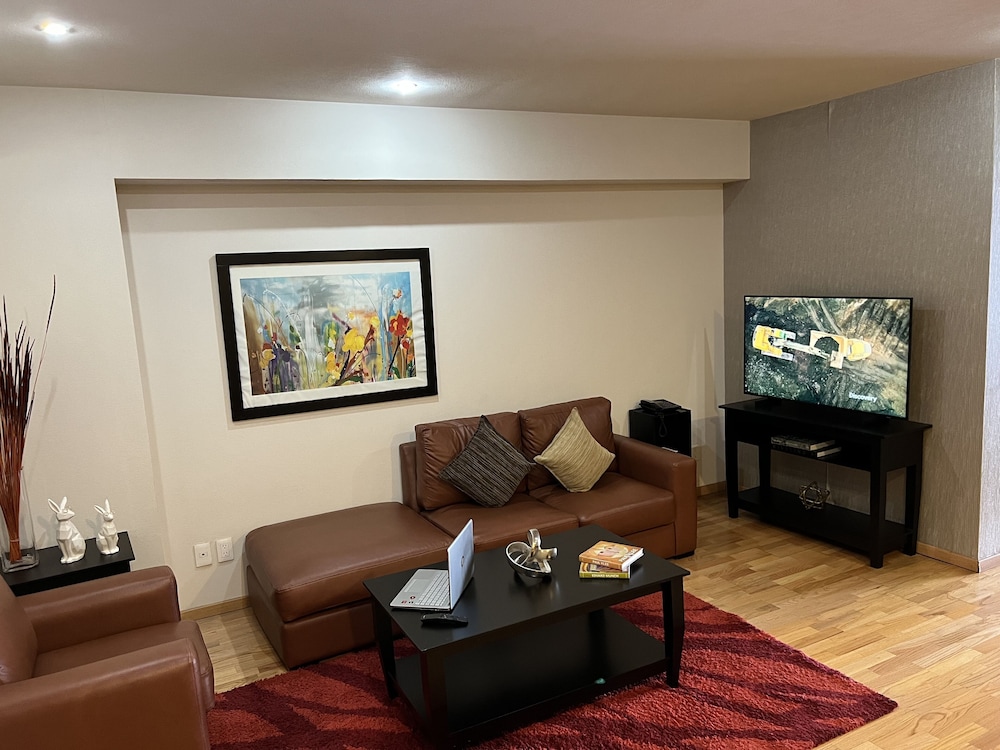 Deluxe Room - Photo 7