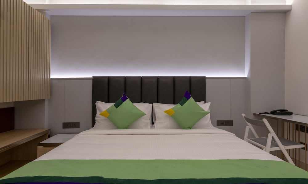 Standard Double Room, Non Smoking - Photo 2