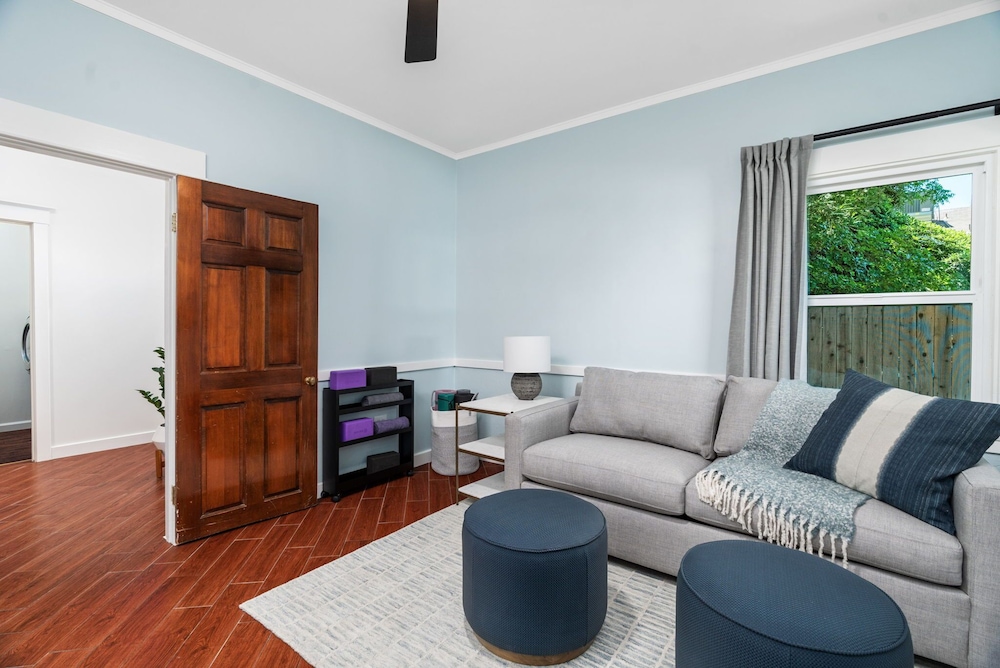 Merlot 2-Bedroom Suite photo 3