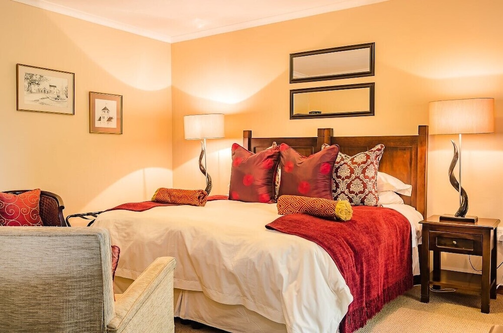 Deluxe Double or Twin Room, Garden View photo 2
