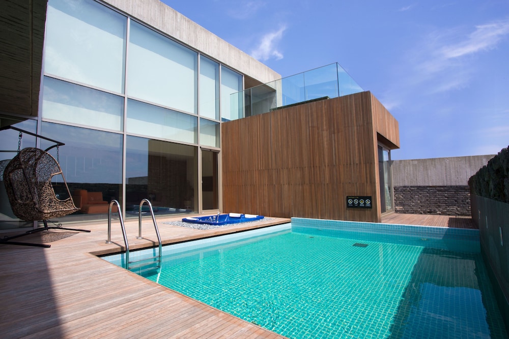 Villa, 2 Bedrooms, Private Pool, Sea View (Ocean) (Duplex) photo 3