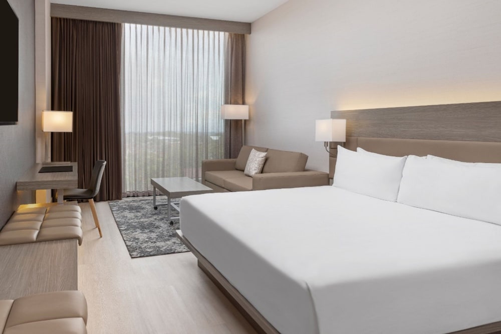 Room, 1 King Bed - Photo 1