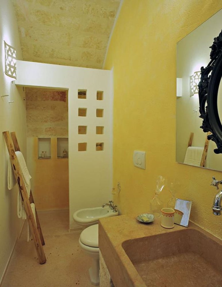 Junior Suite, Pool View photo 3