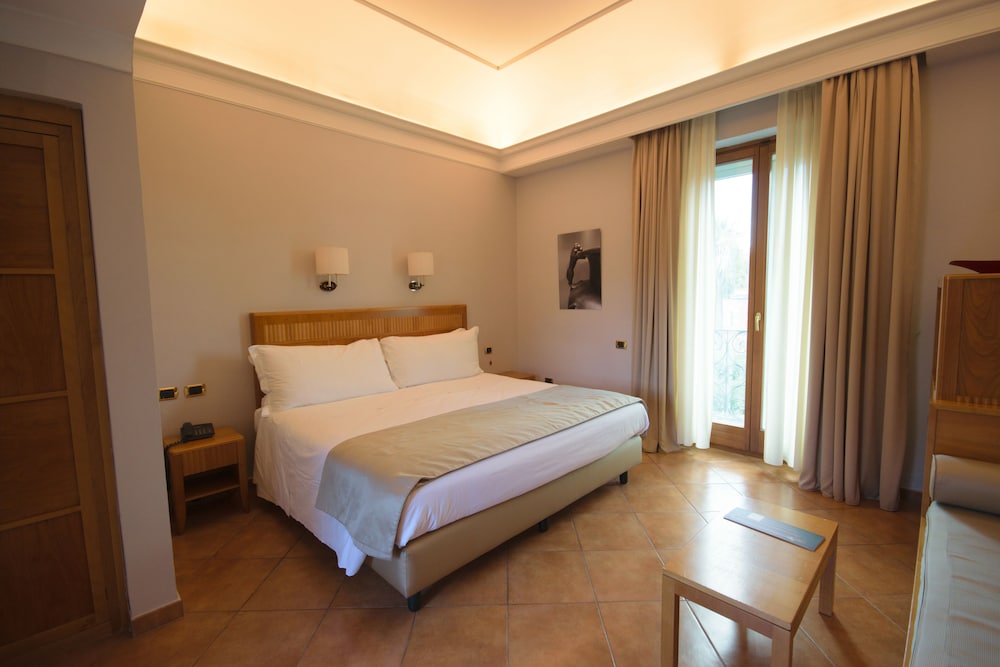 Junior Studio Suite, City View (Anfiteatro) - Photo 1