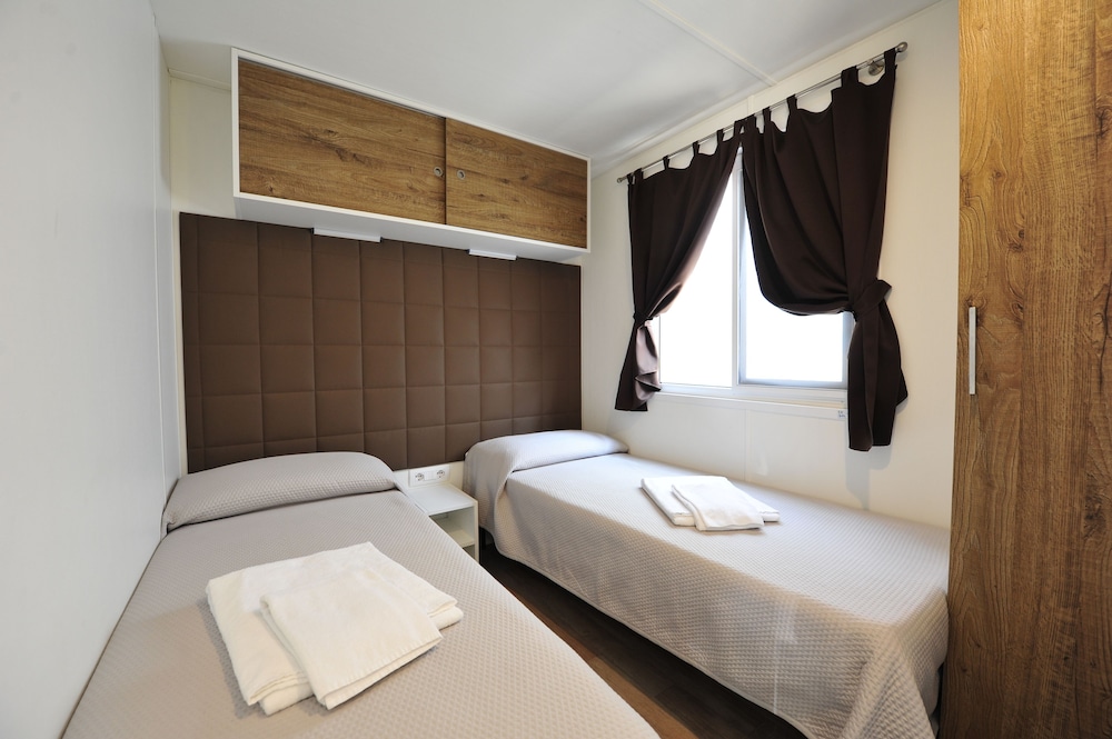 Mobile Home, 3 Bedrooms (Girasole) photo 3