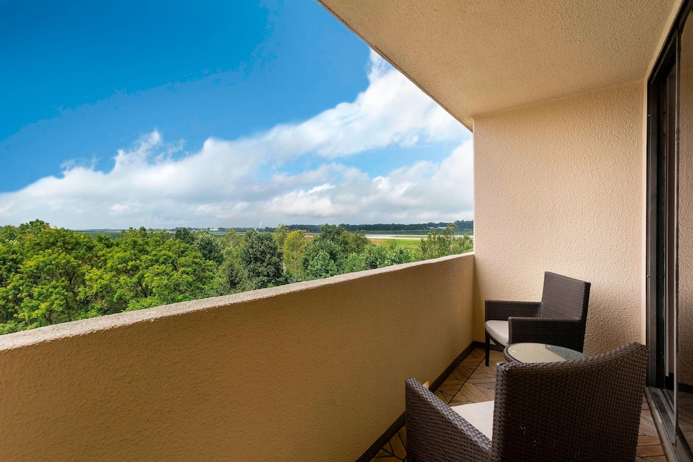 Room, 2 Queen Beds, Balcony - Photo 4