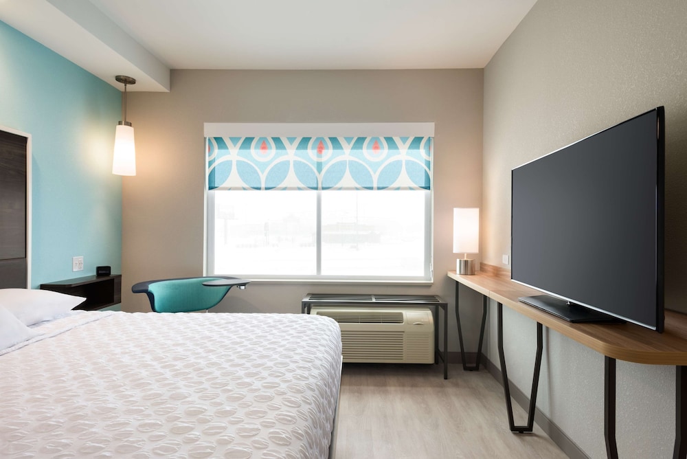 Room, 1 King Bed, Accessible, Bathtub (Hearing) photo 3