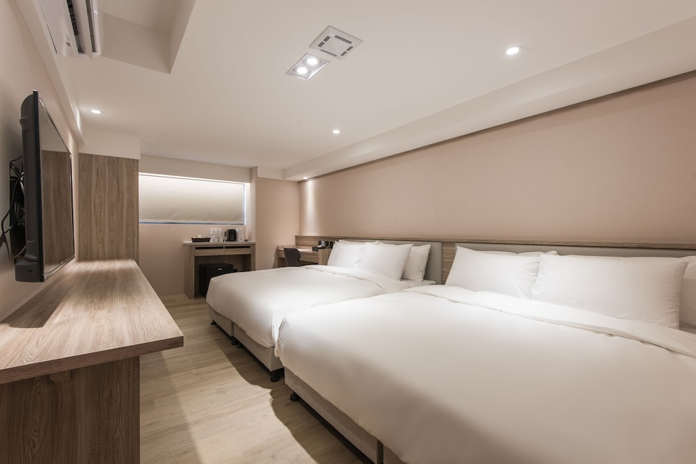 Comfort Quadruple Room - Photo 8
