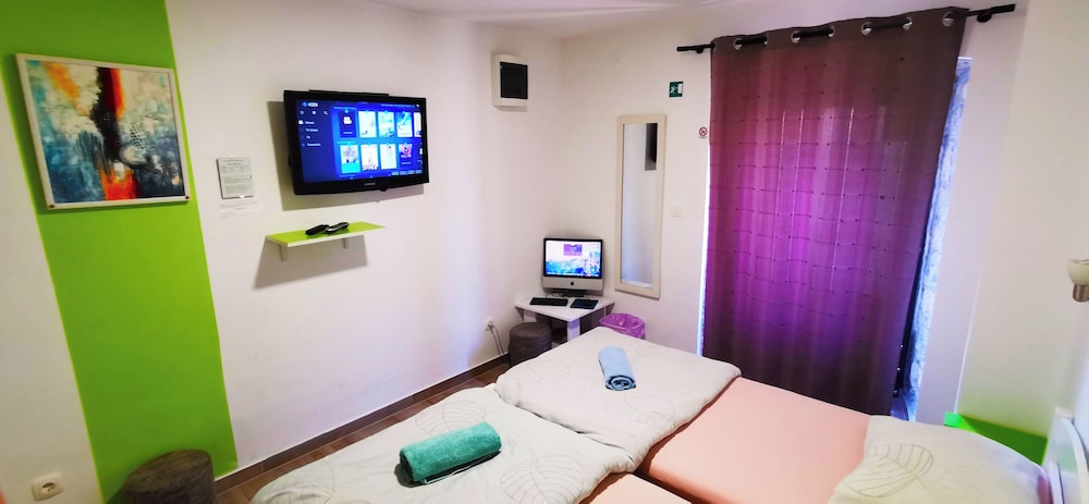 Apartment, 2 Bedrooms, Non Smoking, Private Bathroom - Photo 7