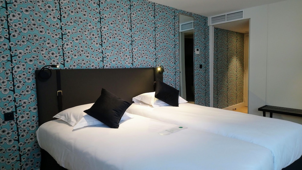 Deluxe Quadruple Room, Non Smoking, Private Bathroom photo 2