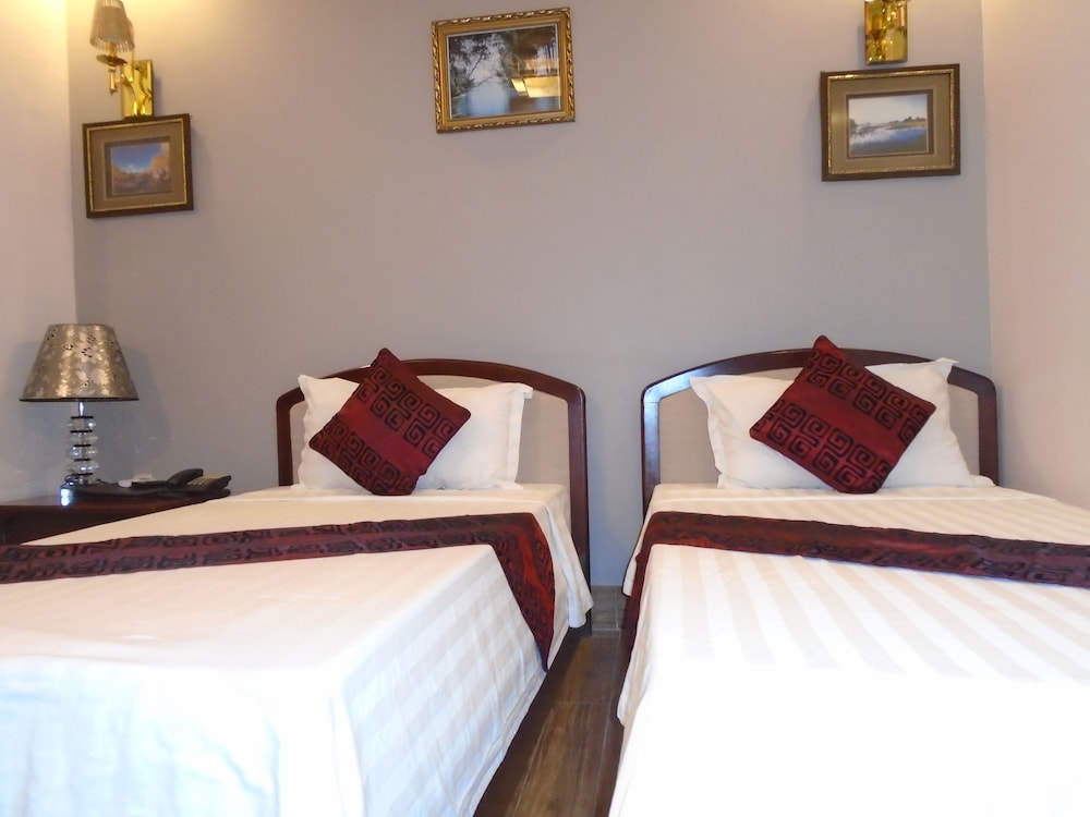 Dormitory Room - 4 Single Beds