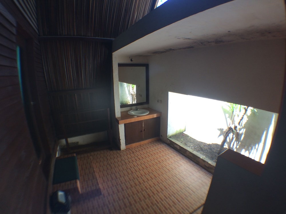 Lumbung Bungalow Beachfront photo 2