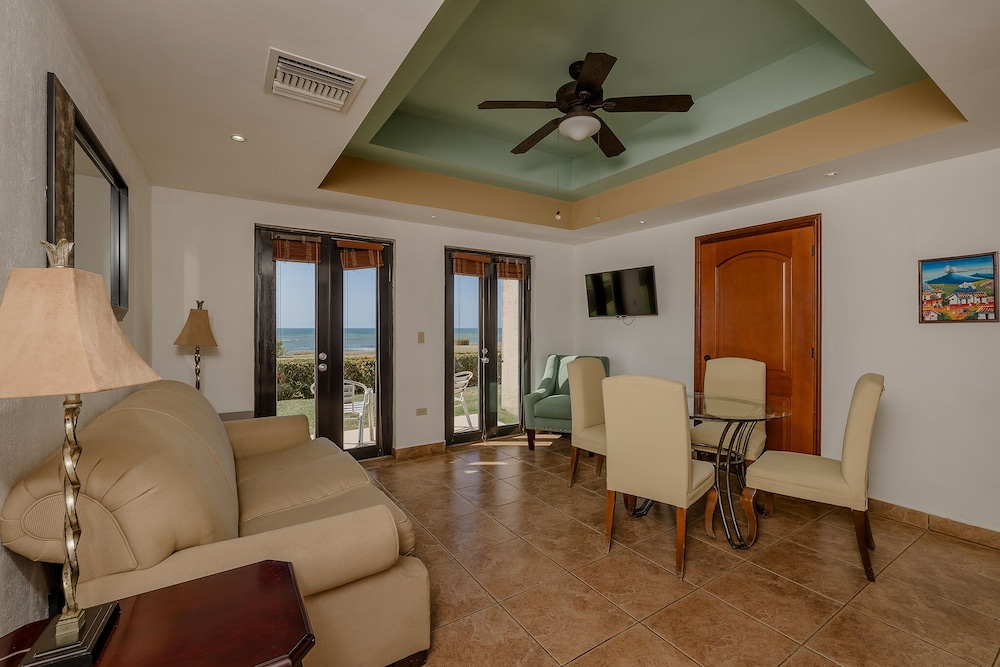Deluxe Condo, 1 Double Bed with Sofa bed, Ocean View