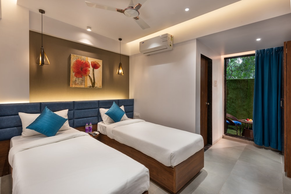 Standard Twin Room - Photo 1
