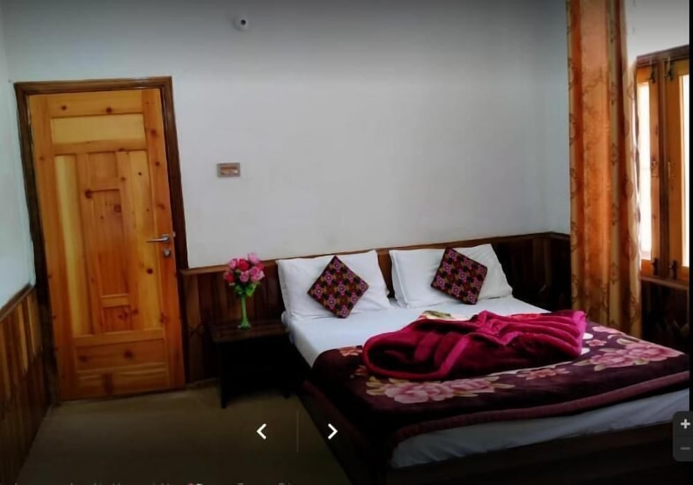 Standard Double Room - Photo 4