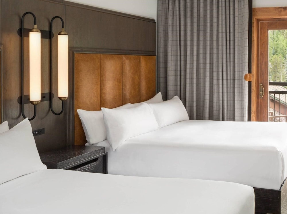 Room, 2 Double Beds - Photo 3
