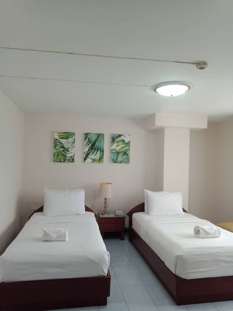Standard Double Room photo 2