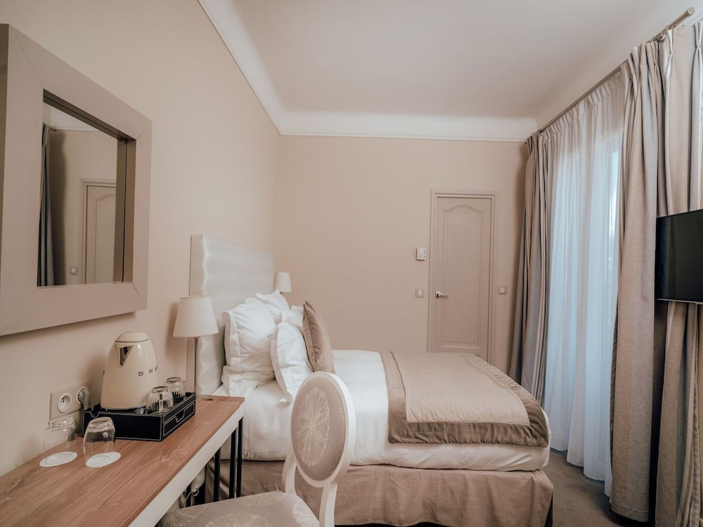 Classic Room - Photo 2