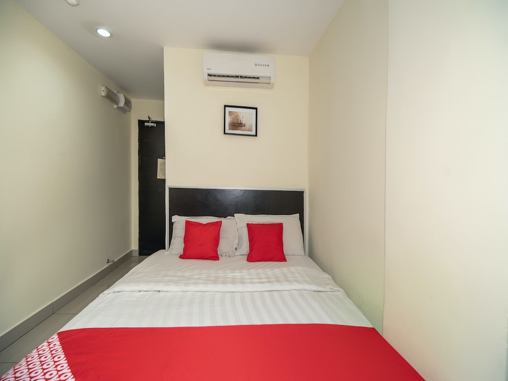 Deluxe Double Room, 1 Queen Bed - Photo 2