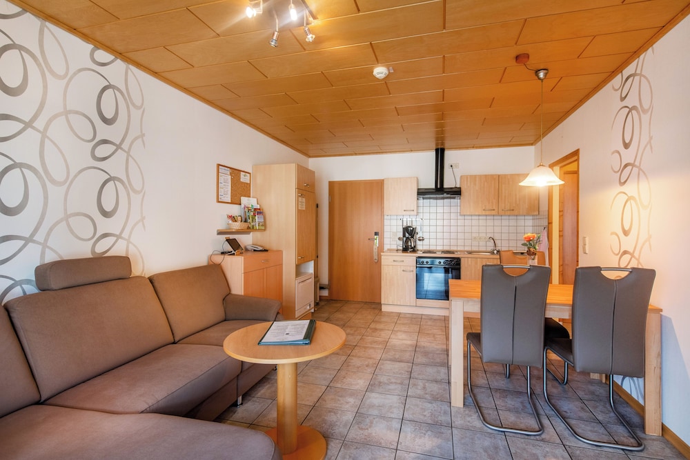 Family Apartment, 3 Bedrooms, 2 Bathrooms photo 1
