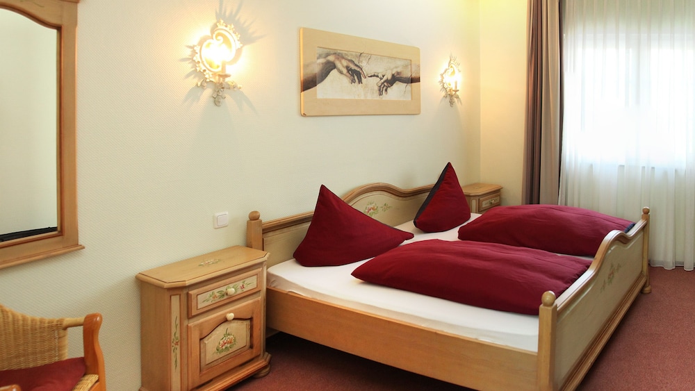 Classic Double Room, Private Bathroom (Teils Auch Als Ez Buchbar) - Photo 8