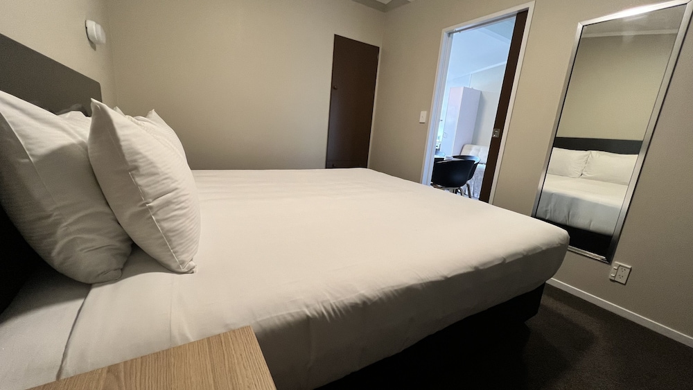 Basic Room, 1 Bedroom - Photo 1
