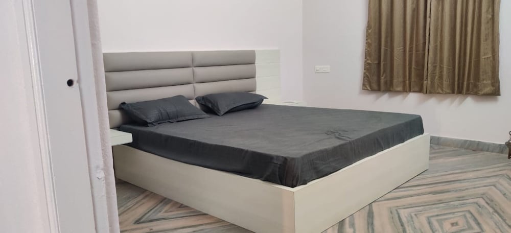 Deluxe Double Room, City View photo 1