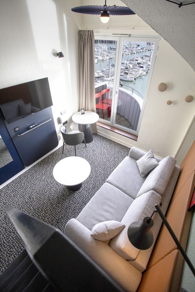 Superior Room, 1 Double Bed with Sofa bed - Photo 3