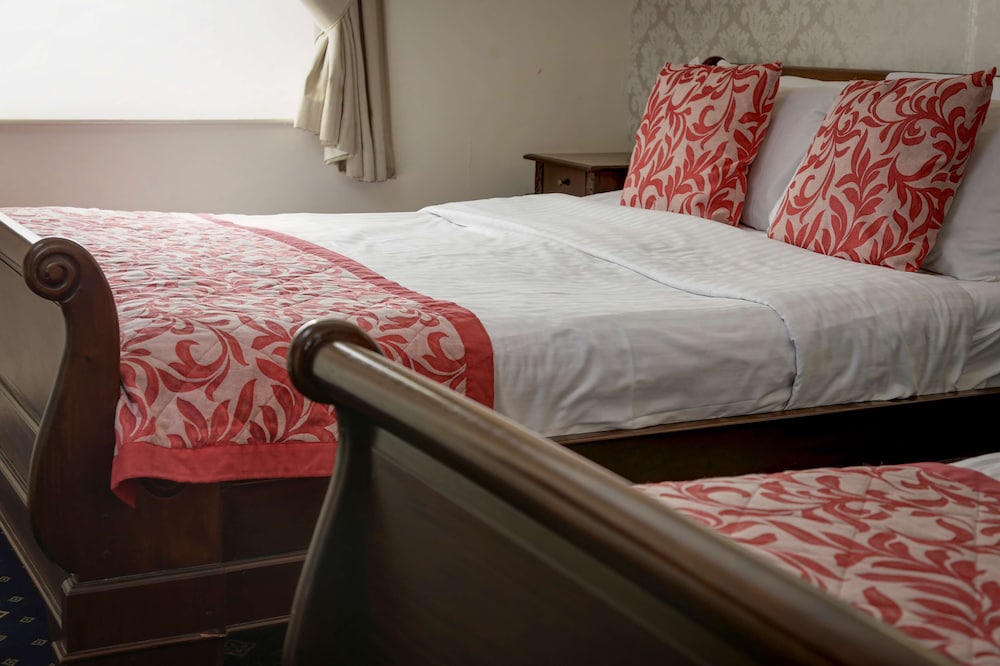Standard Room, Multiple Beds, Non Smoking - Photo 1