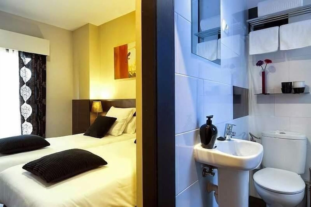 Standard Room, Balcony photo 3