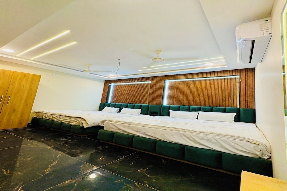 Quadruple Room