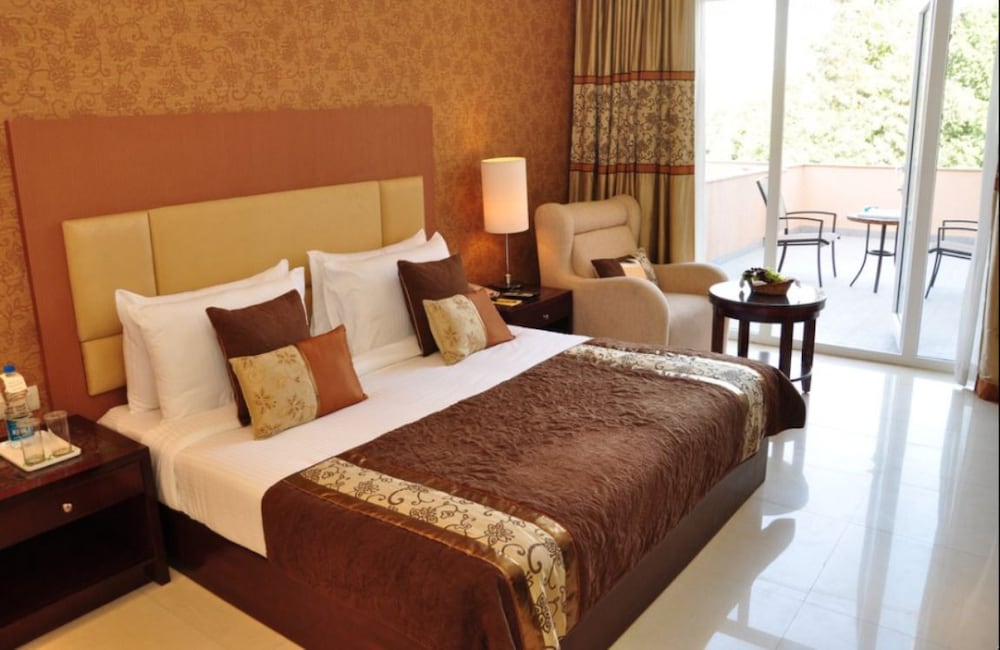 Deluxe Room, 1 King Bed