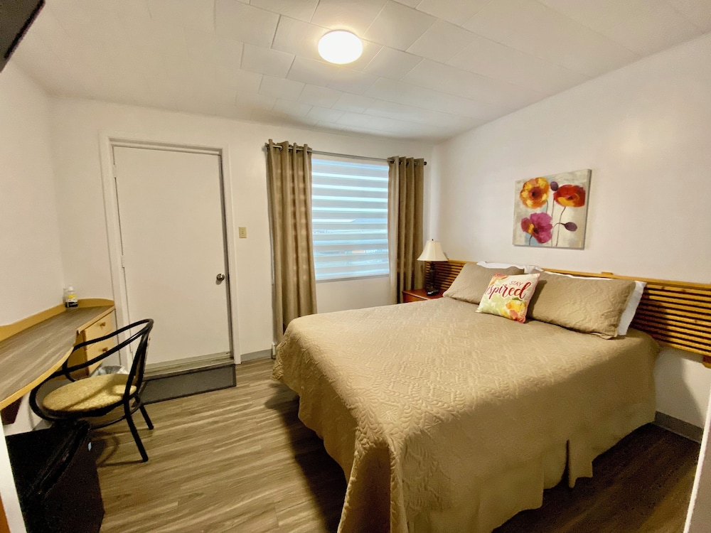 Standard Double Room, City View photo 2