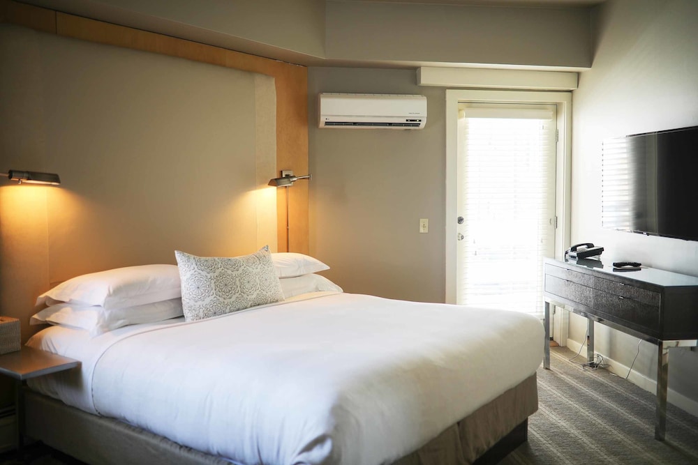 Room (Selected At Check In)
