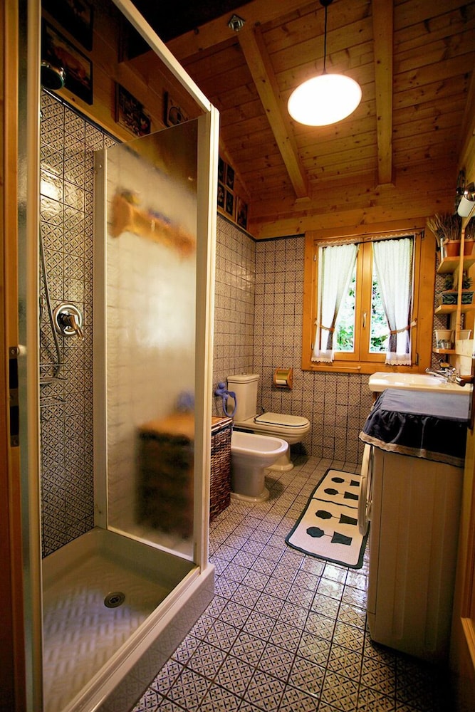 Apartment, 2 Bedrooms, Lake View (Chalet) photo 3