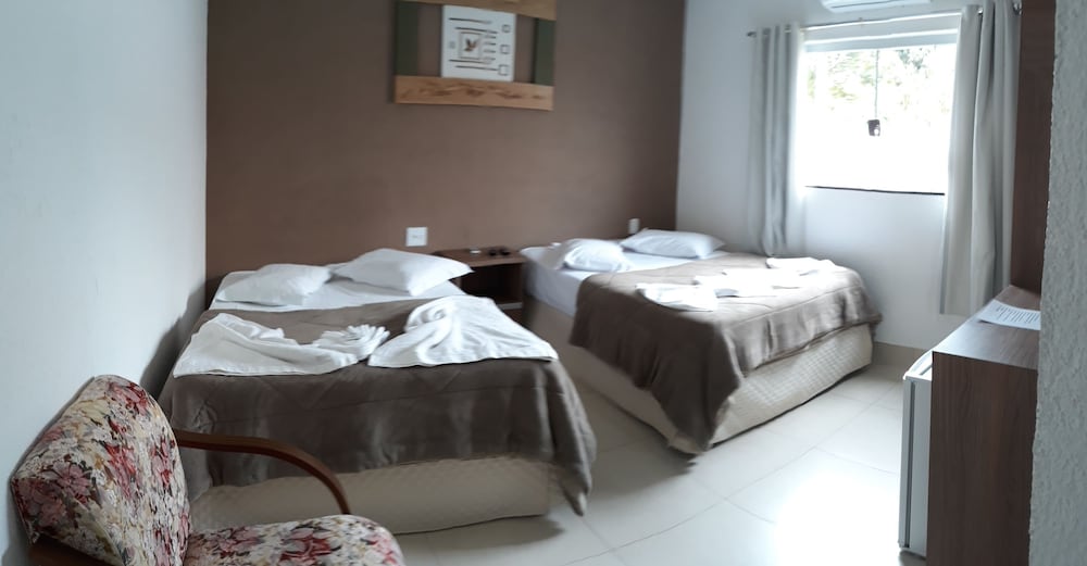 Standard Quadruple Room, 2 Double Beds photo 1