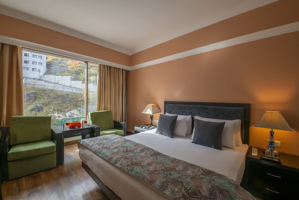 Premier Room - Photo 3
