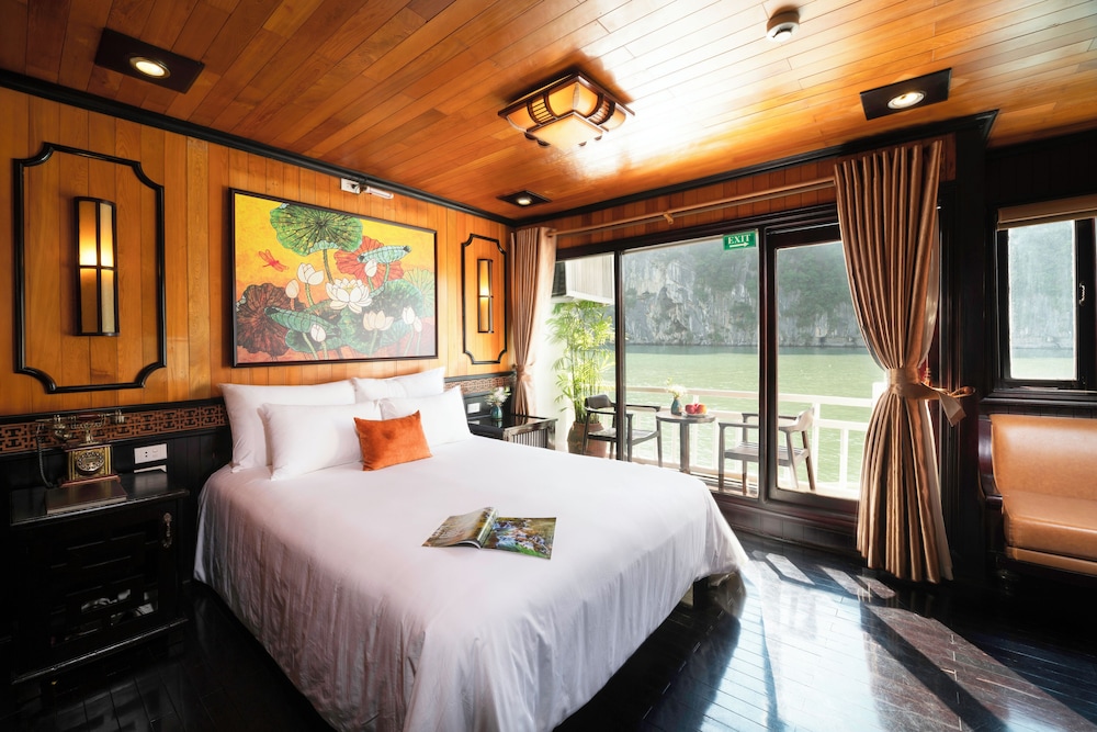 Presidential Suite photo 1
