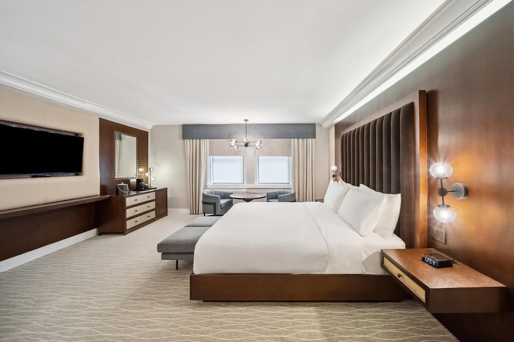 Premium Room, 1 King Bed, Non Smoking