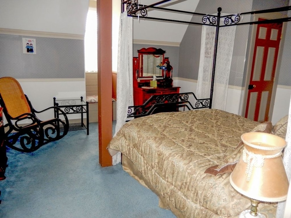 Richard’s Room photo 2