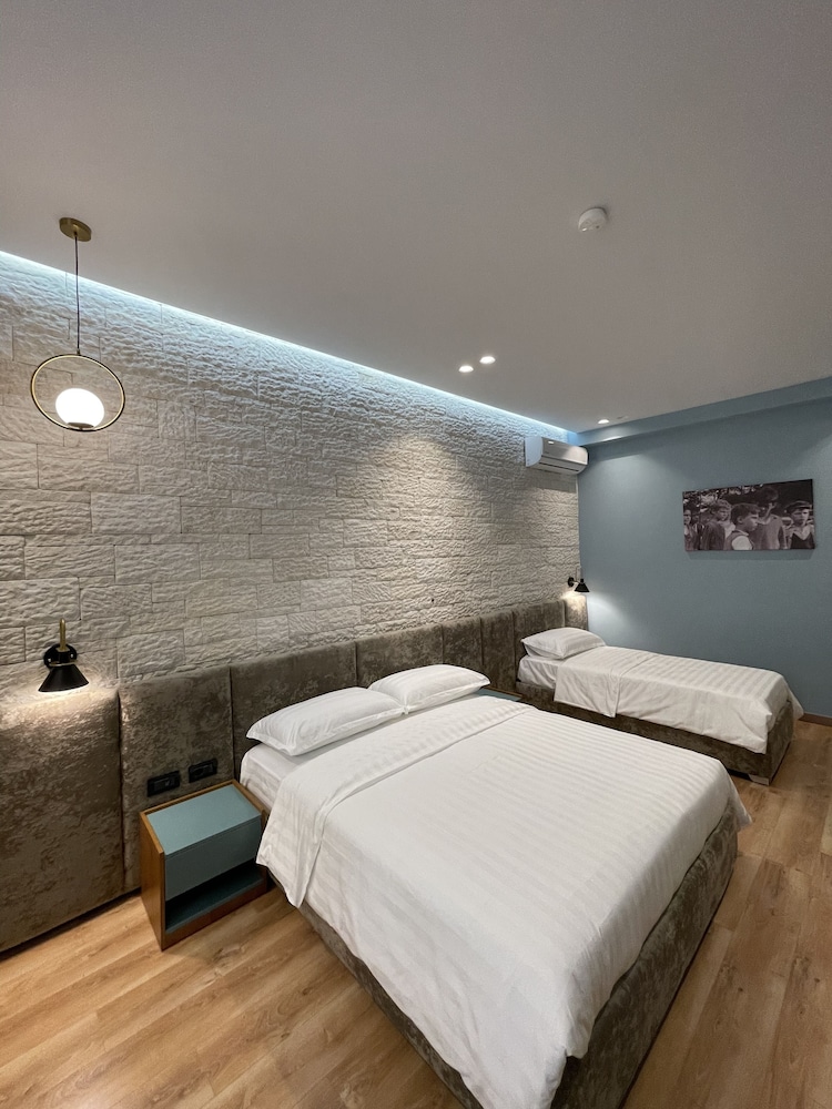 Design Room, 1 Bedroom, City View