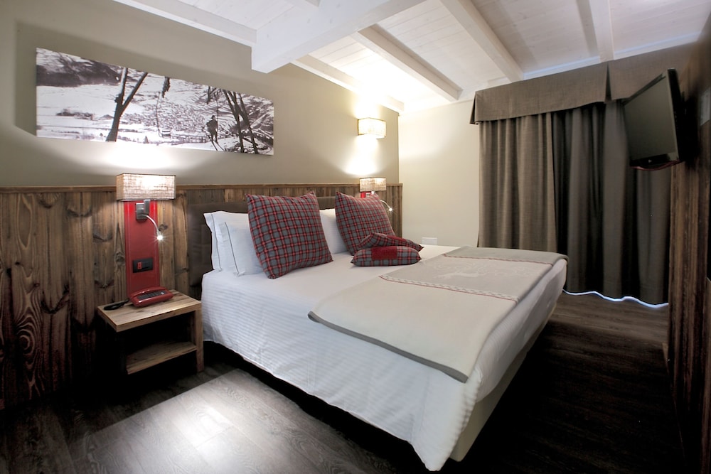 Superior Suite, Terrace photo 3
