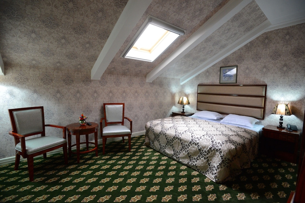 Deluxe Double Room - Photo 6