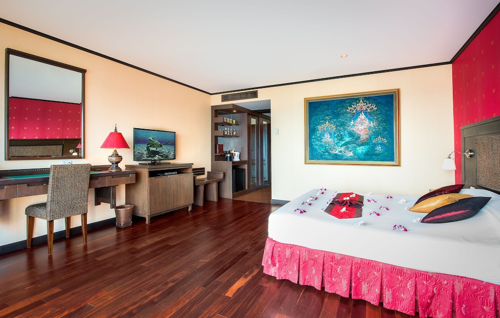 Deluxe Room - Photo 8