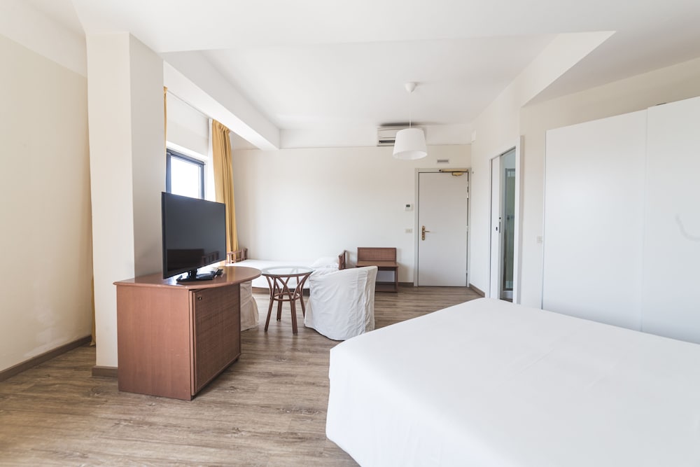 Triple Room - Photo 3