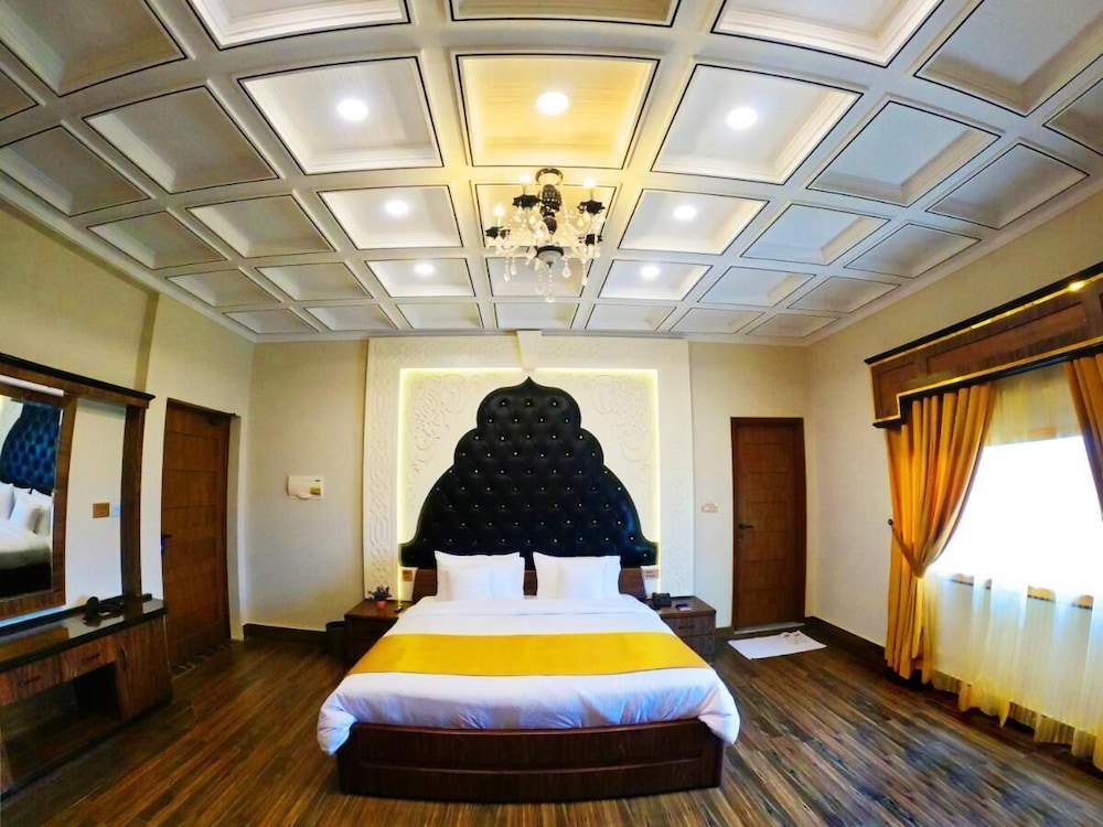 Deluxe Double or Twin Room photo 3