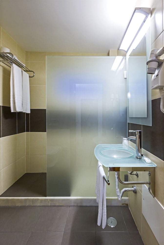 Double Room Single Use photo 3