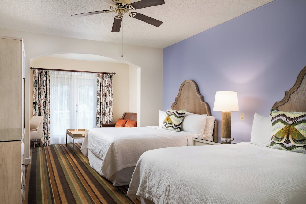 Studio, Multiple Beds (Mobility Accessible, Roll-In Shower)