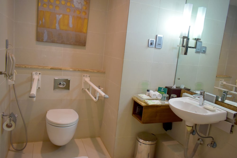 Standard Room, 2 Twin Beds, Smoking (High Floor) - Photo 5