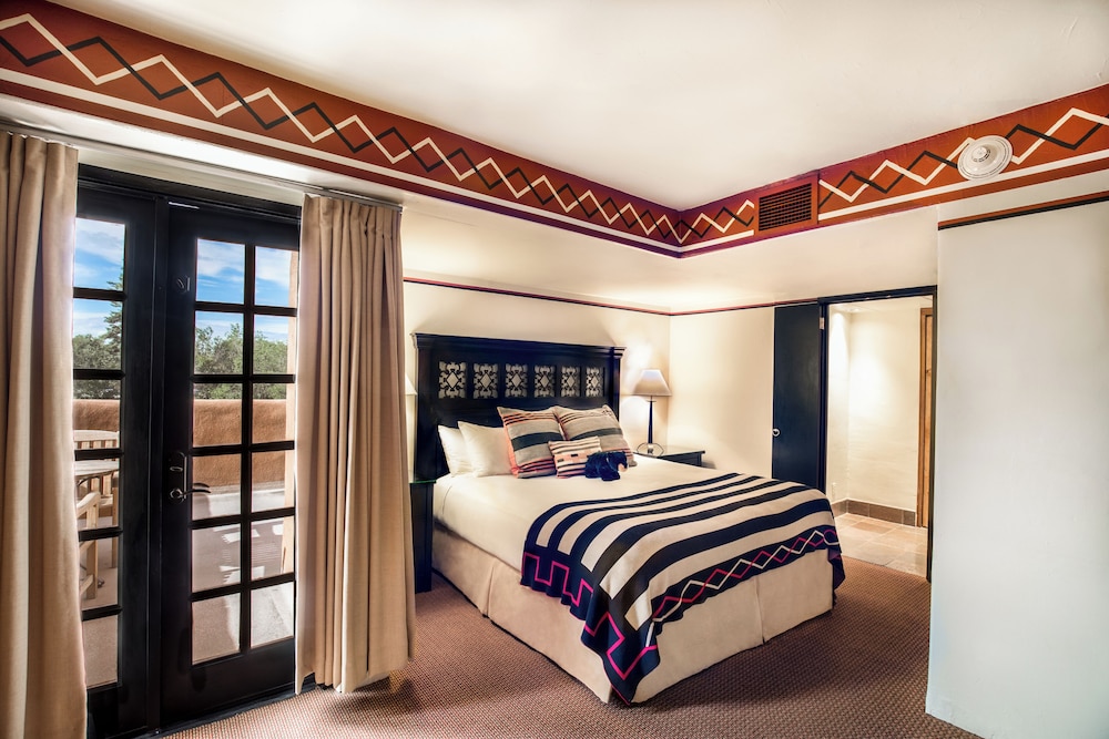 Suite, 1 Bedroom photo 2